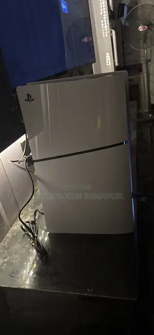Game Console