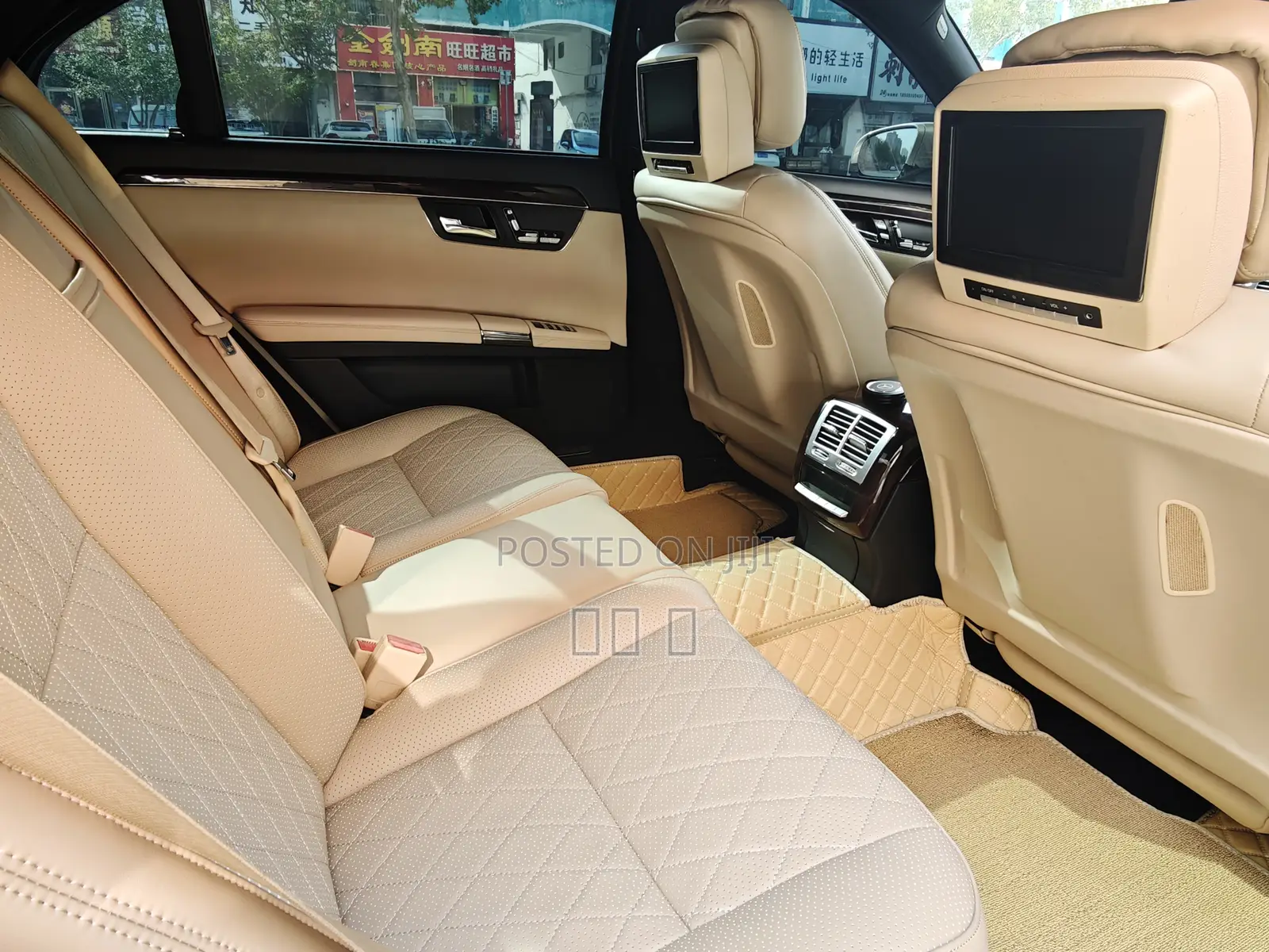 Mercedes-Benz S-Class 2013