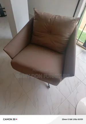 High Quality Executive Relaxing Swinging Chair