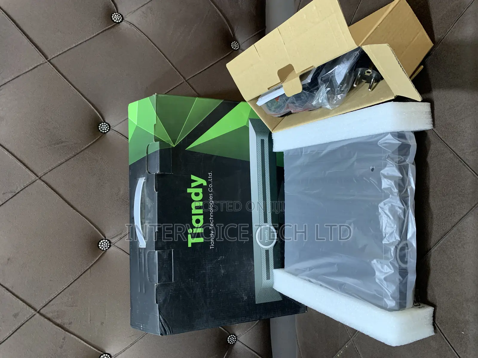 Tiandy Model Tc-R3120 Spec:I/B H.265 20ch 1hdd