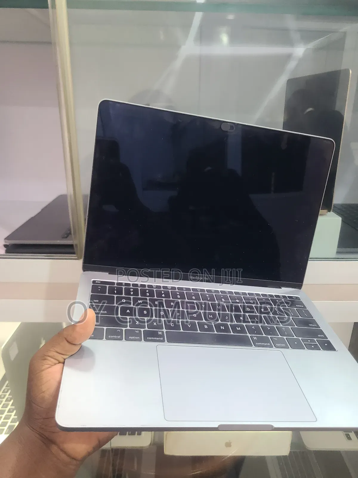 Laptop Apple MacBook Pro 2017 16GB Intel Core I7 SSD 256GB