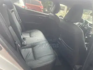 Toyota Corolla 2018 Silver
