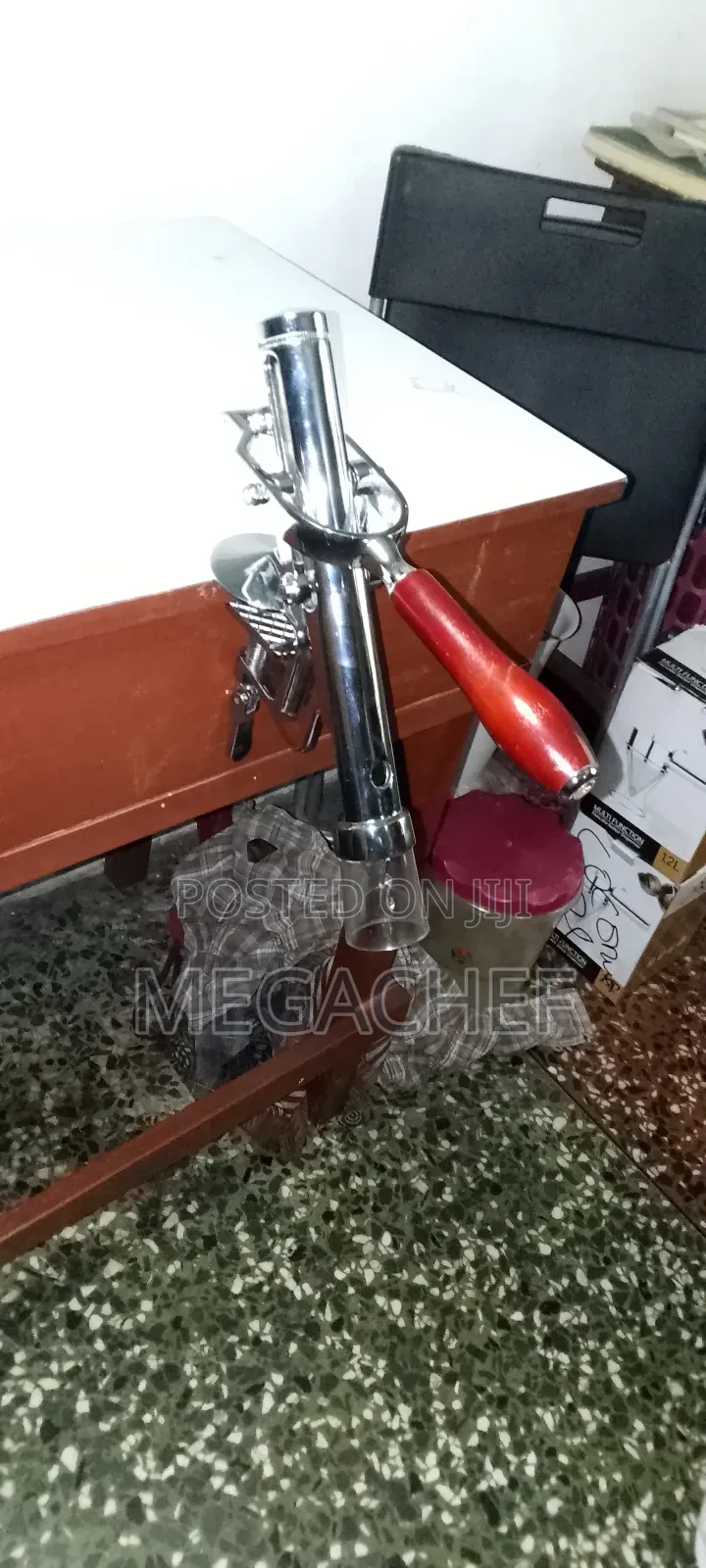 Wine Opener Elegant Design