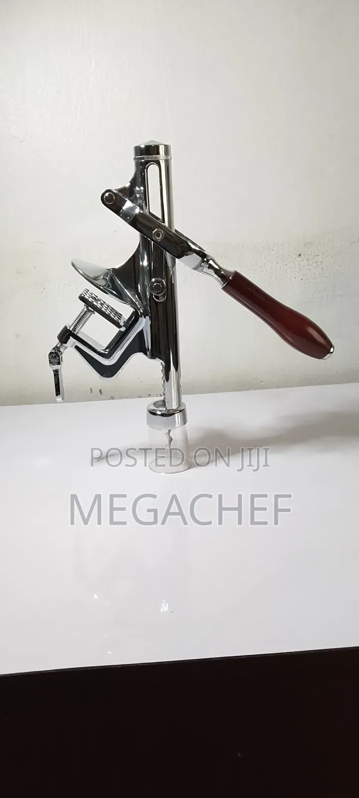 Wine Opener Elegant Design