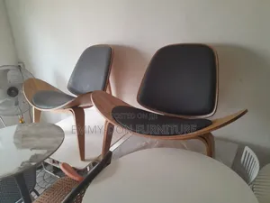 High Quality Executive Me and You Chair