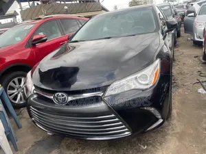 Toyota Camry XLE 4dr Sedan (3.5L 6cyl 6A) 2017 Black