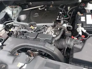 Toyota RAV4 Adventure AWD 2020 Green