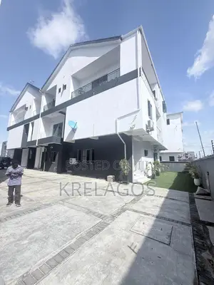 3bdrm Maisonette in Ikate-Elegushi for sale