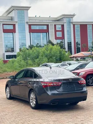 Toyota Avalon Limited 4dr Sedan (3.5L 6cyl 6A) 2014 Gray