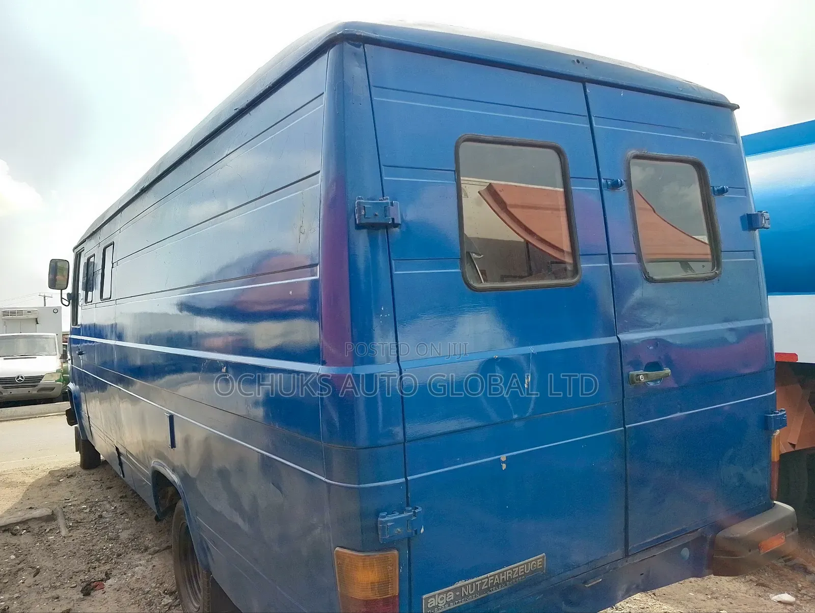 Mercedes-Benz Tourismo 2002 Blue