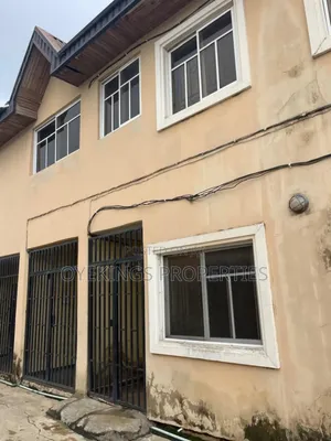 2bdrm Block of Flats in Oluyole for sale