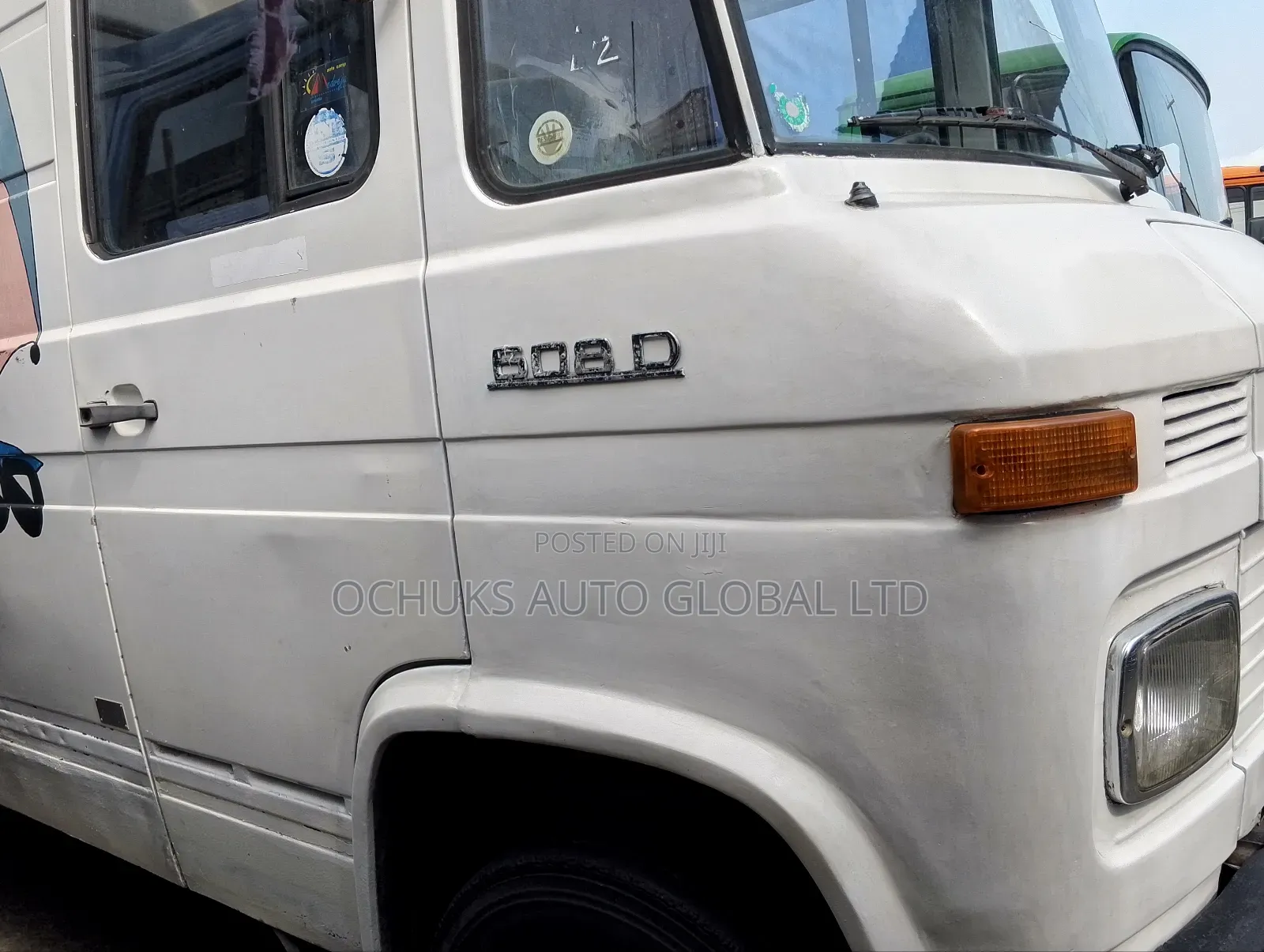 Mercedes-Benz Tourismo 2002 White