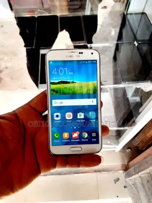 Samsung Galaxy S5 16 GB White
