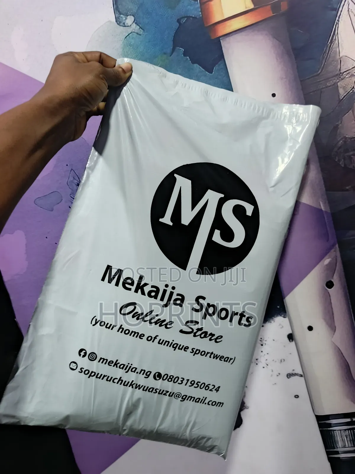 Small Courier, Mailer Bag