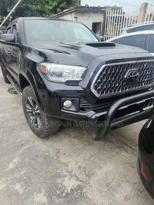 Toyota Tacoma SR 2017 Black