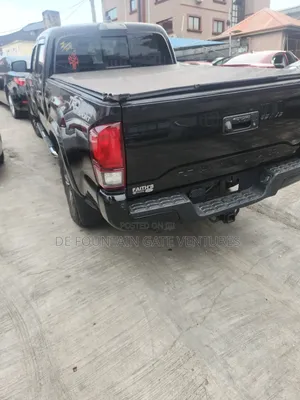Toyota Tacoma SR 2017 Black