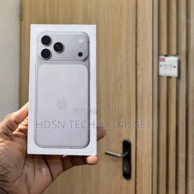 New Apple iPhone 17 Pro Max 1 TB Silver