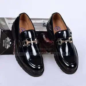 Vangelo Black Shoe – Sleek, Versatile, and Built to Last