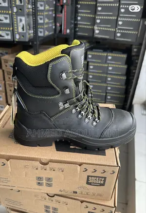 Gora S7s High Safety Jogger Boots