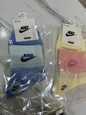 Available Colorful Nike Socks Quality Socks