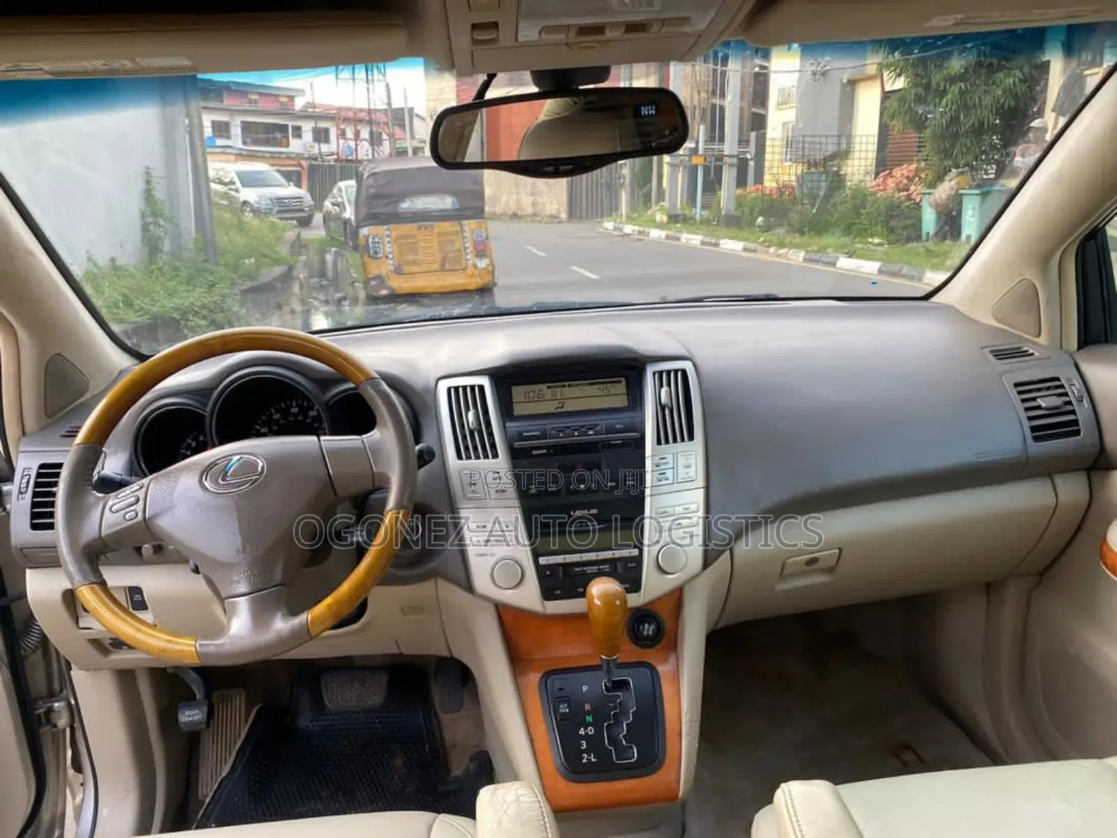 Lexus RX 330 2005 Gold
