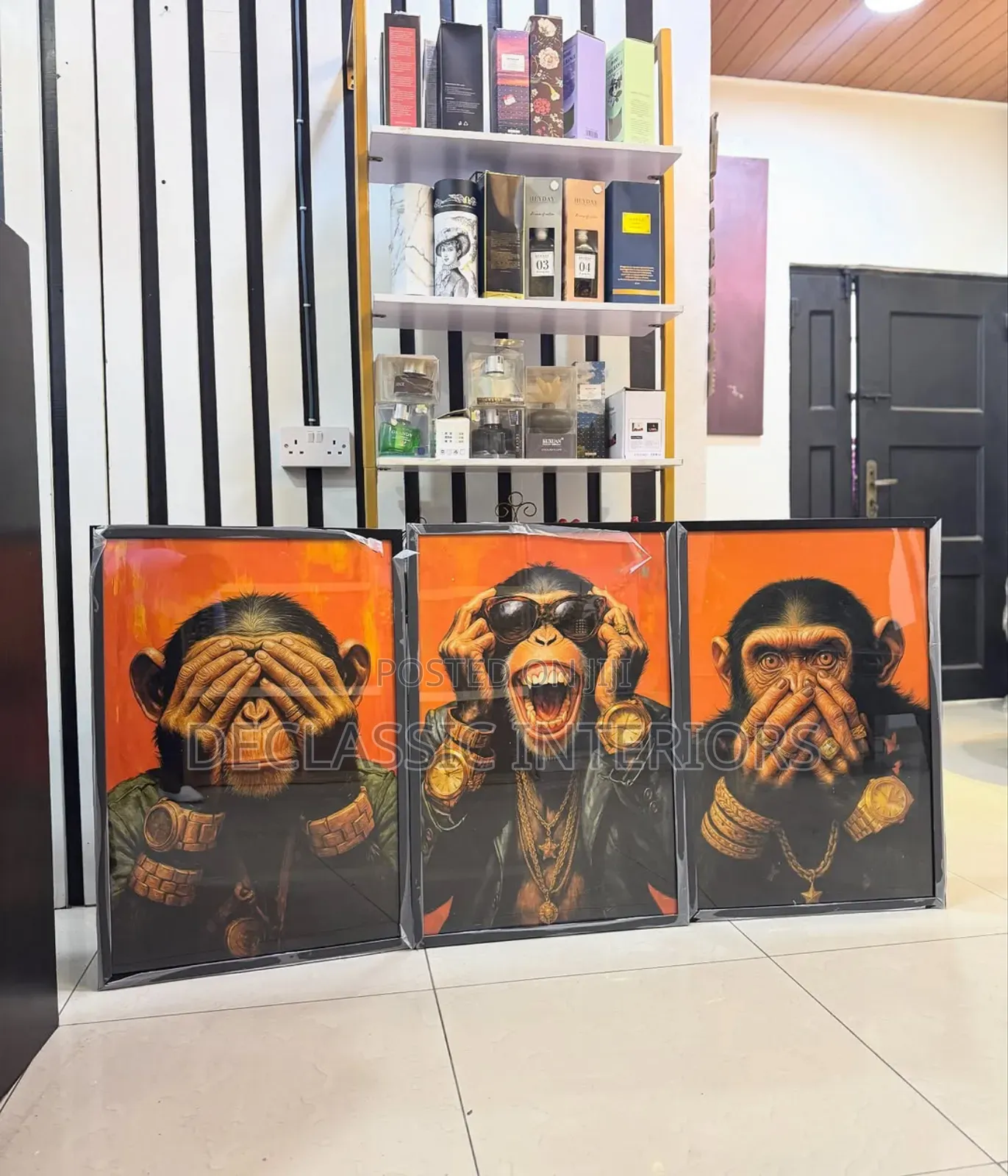 Customized Wallframes