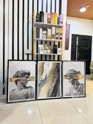 Customized Wallframes