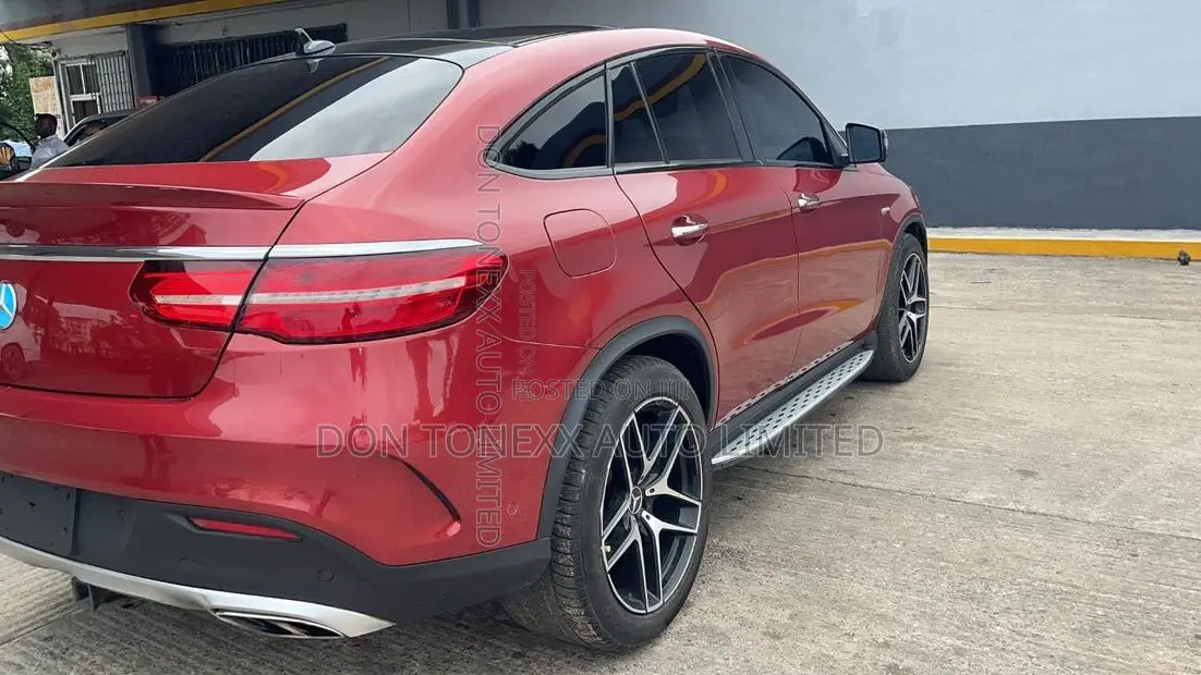 Mercedes-Benz GLE-Class 2016 Red