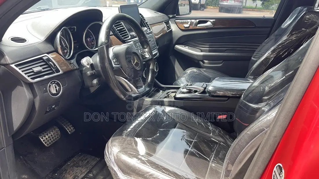 Mercedes-Benz GLE-Class 2016 Red