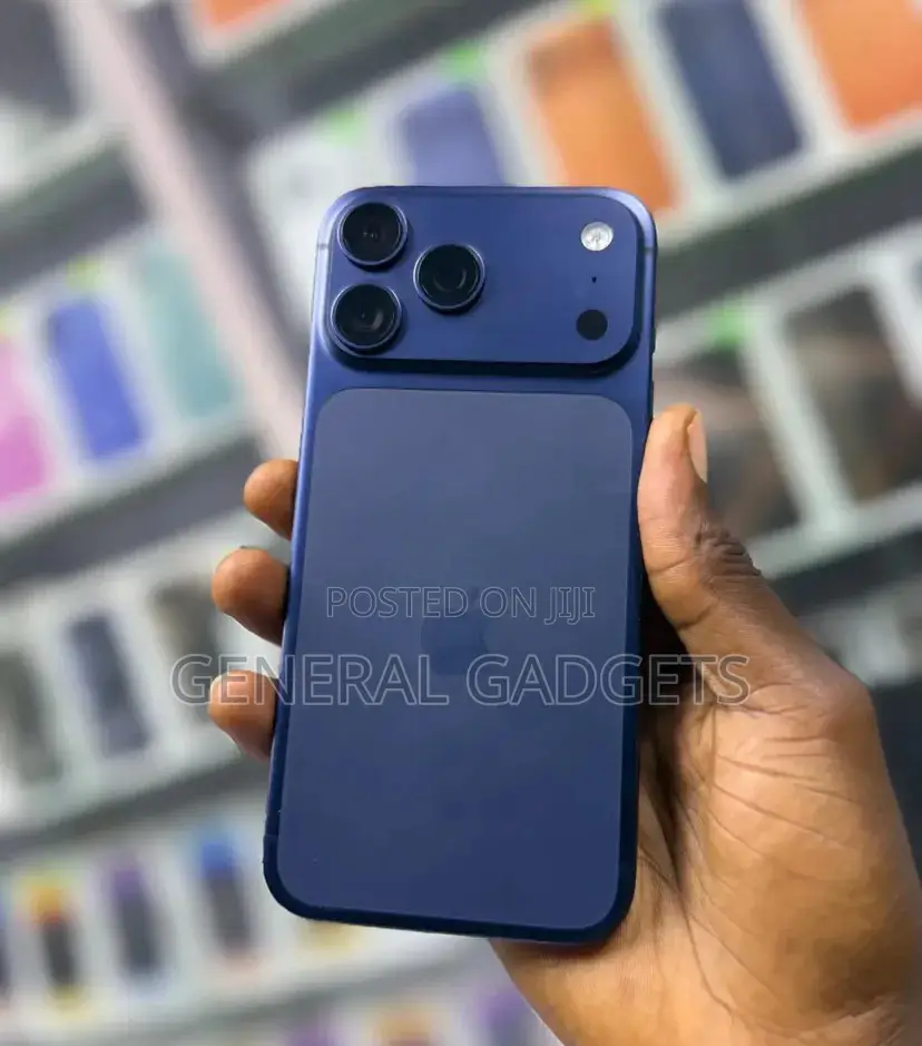 New Apple iPhone 17 Pro Max 256 GB Blue
