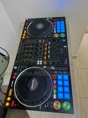 Pioneer DDJ-1000srt Controller