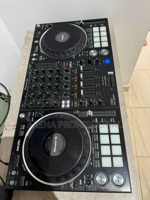 Pioneer DDJ-1000srt Controller