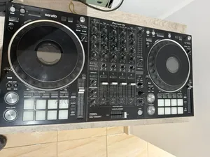 Pioneer DDJ-1000srt Controller