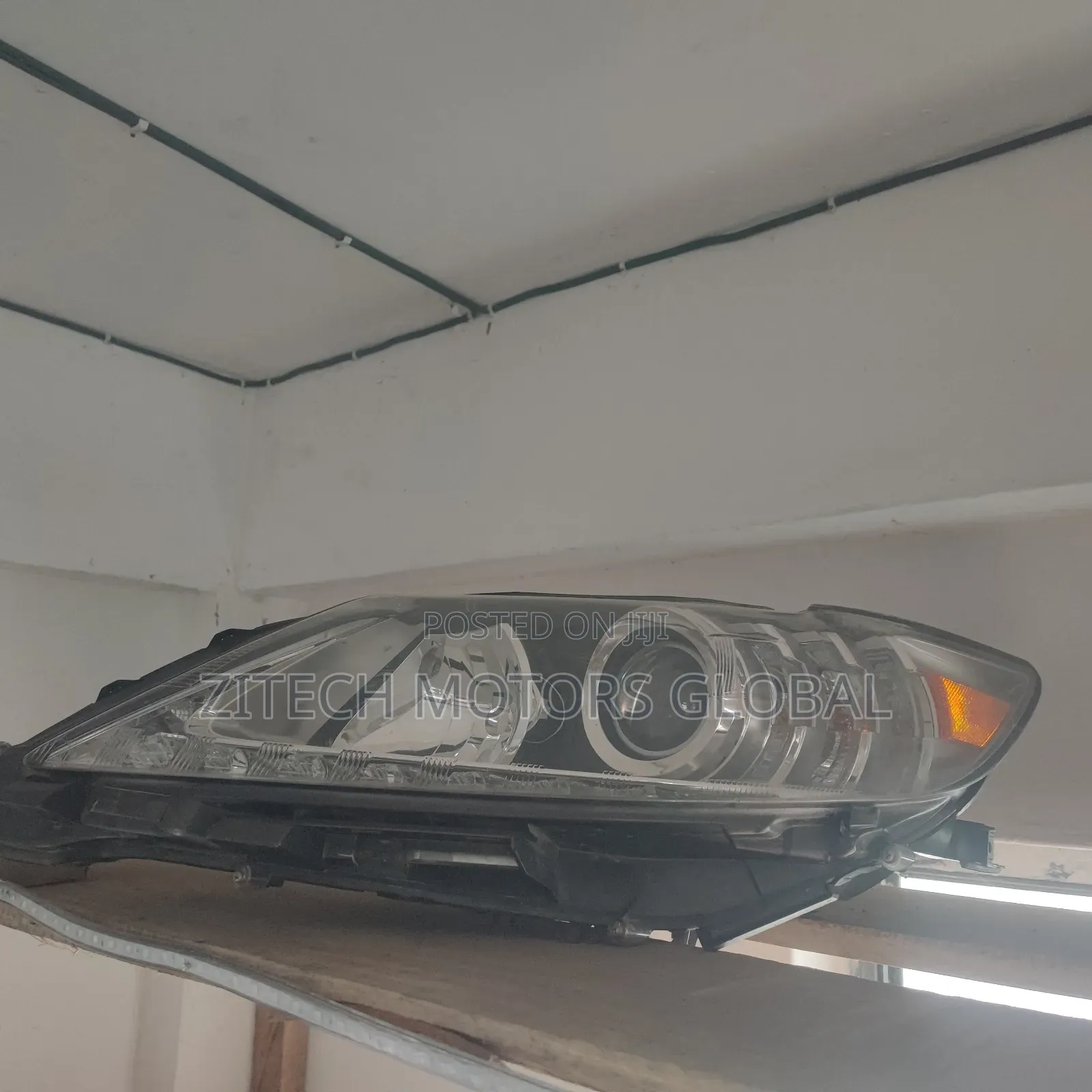 Left Side Head Light Es350 2014