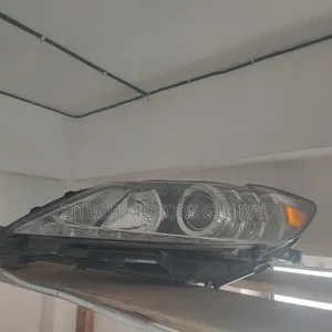 Left Side Head Light Es350 2014