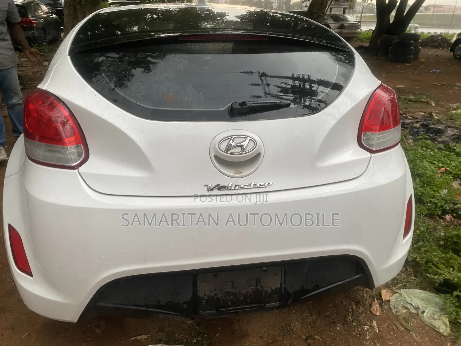 Hyundai Veloster Automatic 2012 White
