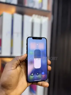 Apple iPhone 12 64 GB