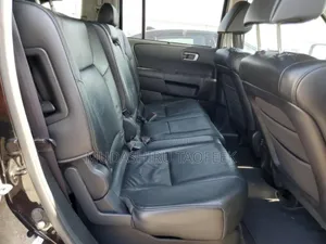 Honda Pilot Touring w/RES/Navi 4WD (3.5L 6cyl 5A) 2010 Black