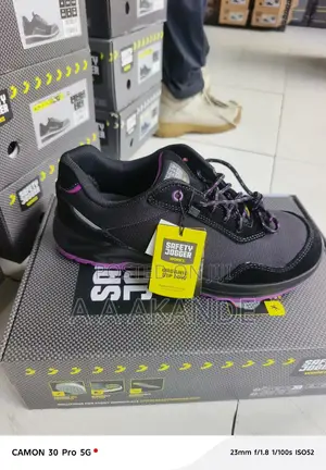 Organic Safety Jogger Shoe