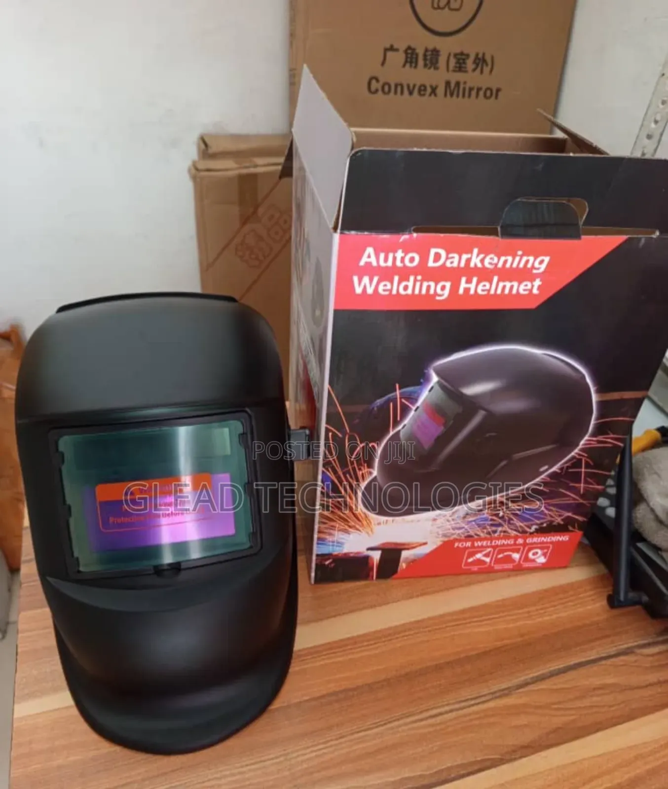 Auto Darkening Welding Helmet.