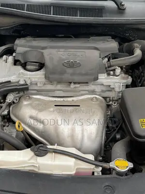 Toyota Camry SE 4dr Sedan (2.5L 4cyl 6A) 2014 Silver