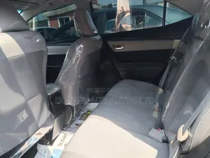 Toyota Corolla LE 4dr Sedan (1.8L 4cyl CVT) 2016 Gray