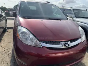 Toyota Sienna XLE Limited 4WD 2008 Red