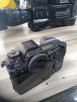 Panasonic Lumix S1r Full Frame Camera Uk Used