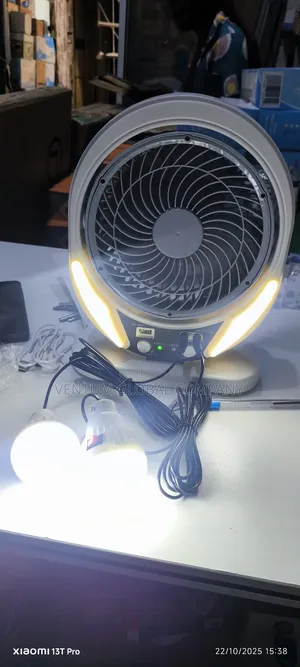 Table Top Solar Fan With Lights