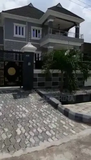 3bdrm Bungalow in Gwarimpa Extension, Gwarinpa for sale
