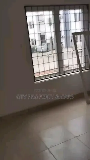 3bdrm Block of Flats in Life Camp for rent
