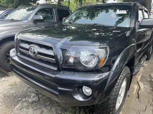 Toyota Tacoma Double Cab V6 Automatic 2010 Black