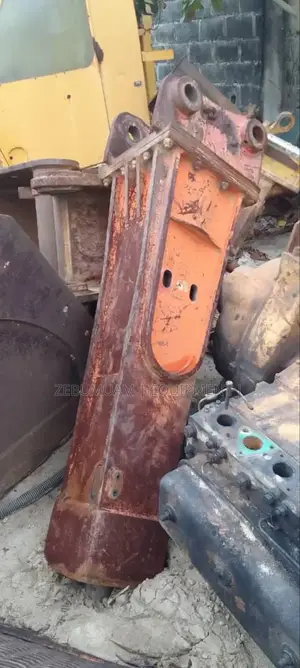 Jack Hammer for 325 Excavator 20m Naira