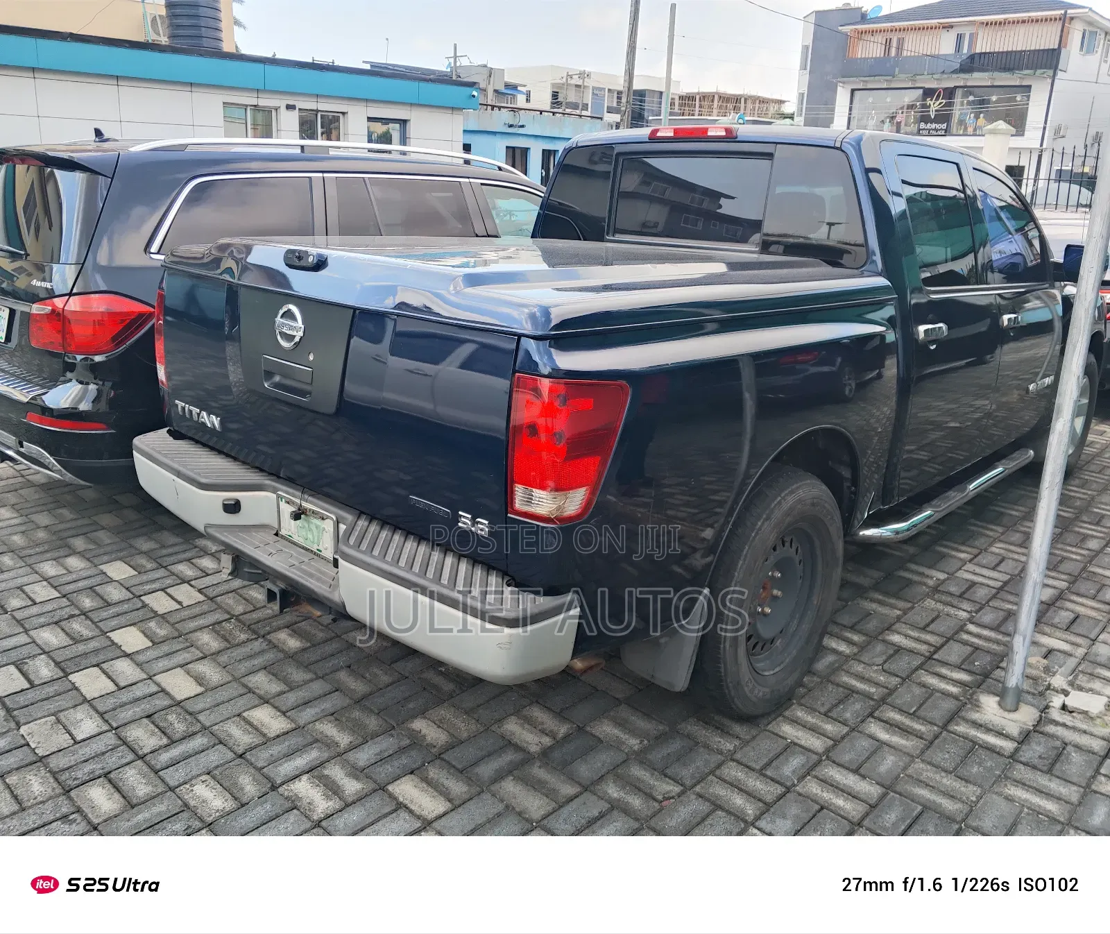 Nissan Titan 2012 Blue